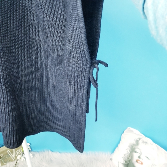 Loft knitted Sweater - Picture 3 of 4